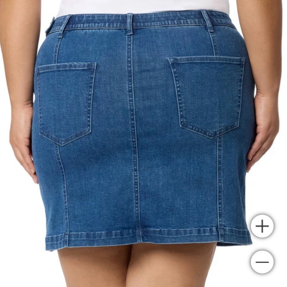 Briggs Women's Denim Skort - Picture 6 of 13